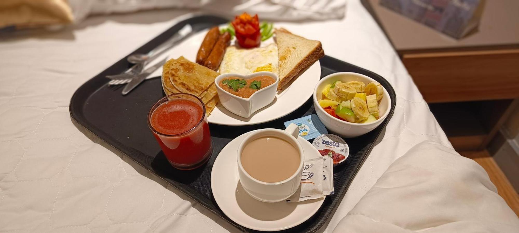 Raha Hotel & Suites Nairobi Bagian luar foto