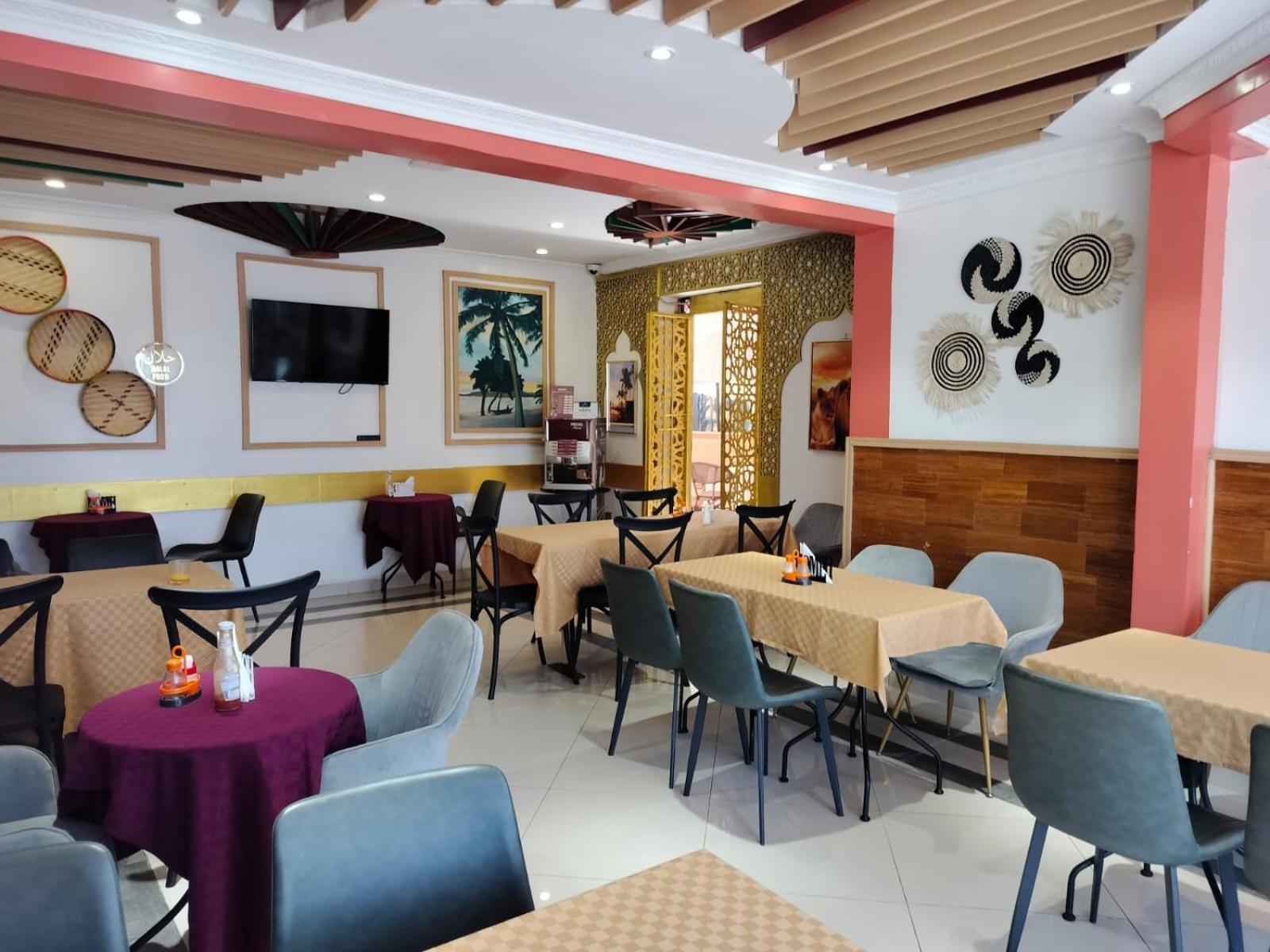 Raha Hotel & Suites Nairobi Bagian luar foto